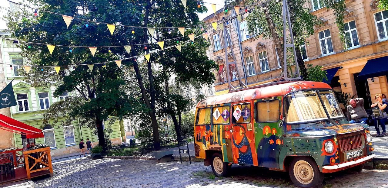 Style Apartments In Old Leópolis Exterior foto